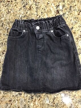 Girls Cat & Jack Like New Stylish Black Denim Skirt